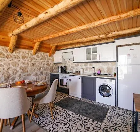 Villaleylak Hotel Gavuragili